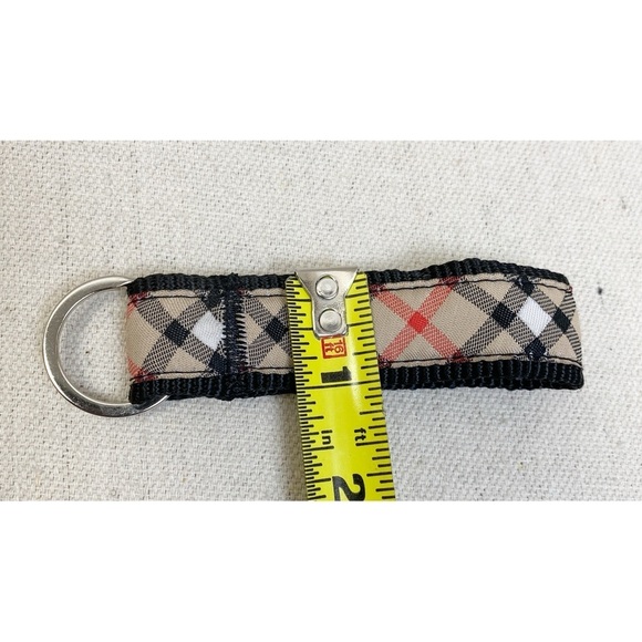 The Worthy Dog Designer inspired Plaid Keychain - Picture 3 of 4
